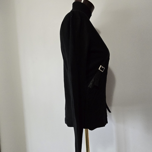 FIL A FIL Couture Black Turtleneck Sweater with Buckle Accents. Size Medium - Picture 6 of 12